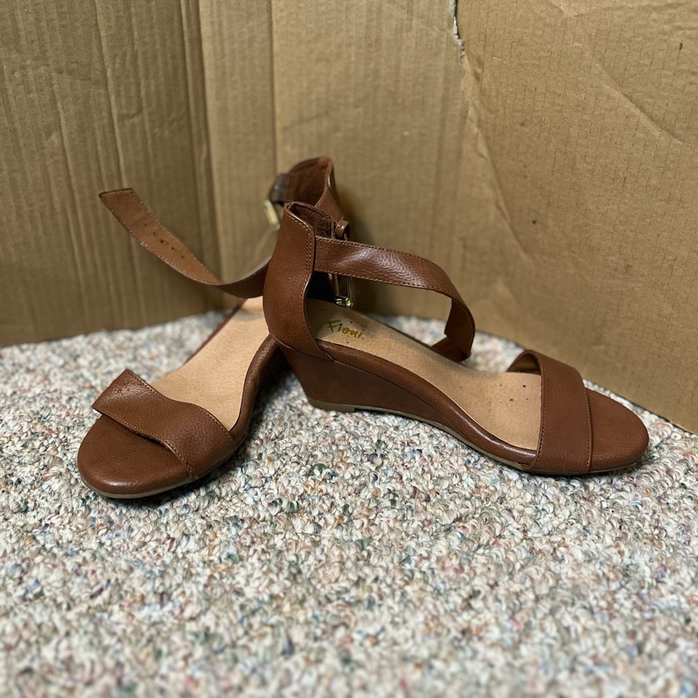 Womens Brown Sandals